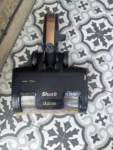 Shark vacuum cleaner hoover - shark,